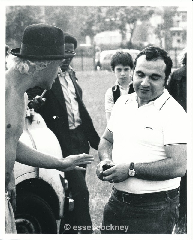 - Fun day out at Weavers Fields Park bethnal green 1970s