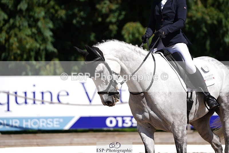 240719-152418-02629 - 114-Claire_Holiday-Diamond_Opposition