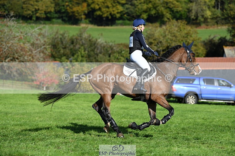 251024A-115239-09072 - B-104-Millie.Juleff