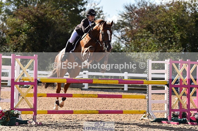 231014A-140940-05228 - Cls 15 1.05m Amateur Q 2nd R