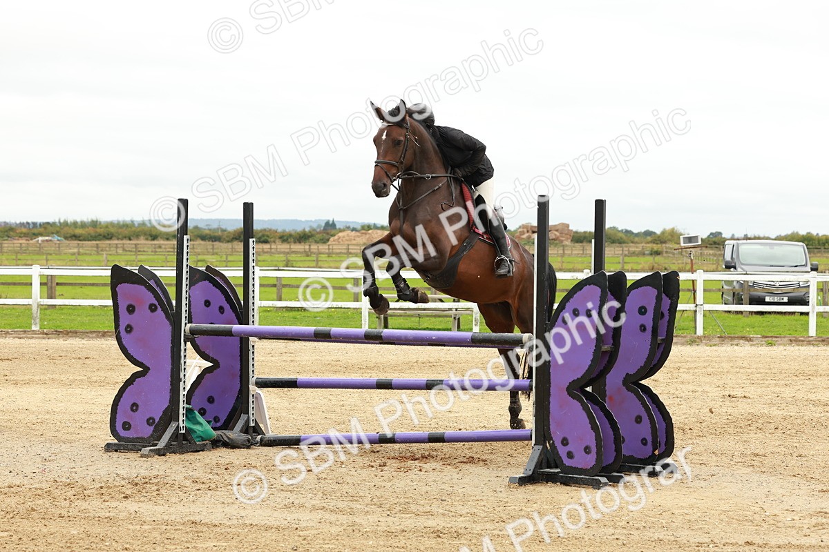 1I0A7746 - Class 4 - Senior Newcomers 1.10m