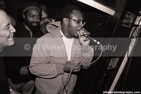 01 ty - Friends & Family @ the-roadhouse 18.10.03