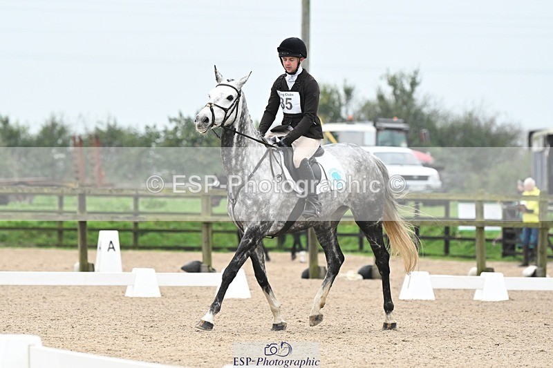 241103-101144-00282 - Intro 3 - 9.40 to 10.40