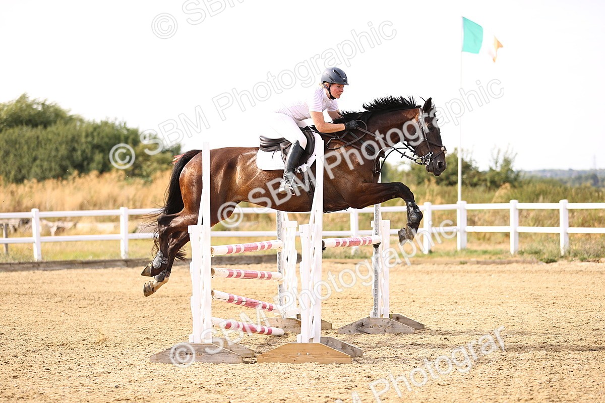 SBM_001720 - Class 6 - Senior Newcomers 1.10m