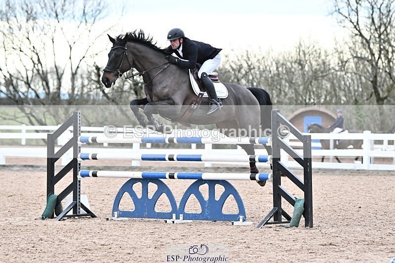 250112-145736-01768 - Cls 21 Foxhunter and 1.20m Open