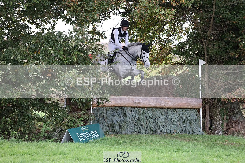 241025-155424-10659 - 236-Musa.Hussain-LIQUID.LUCK