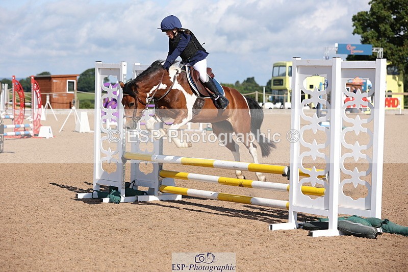 240714A-092258-01541 - Cls 1&2 128cm 10yrs & 70cm Open