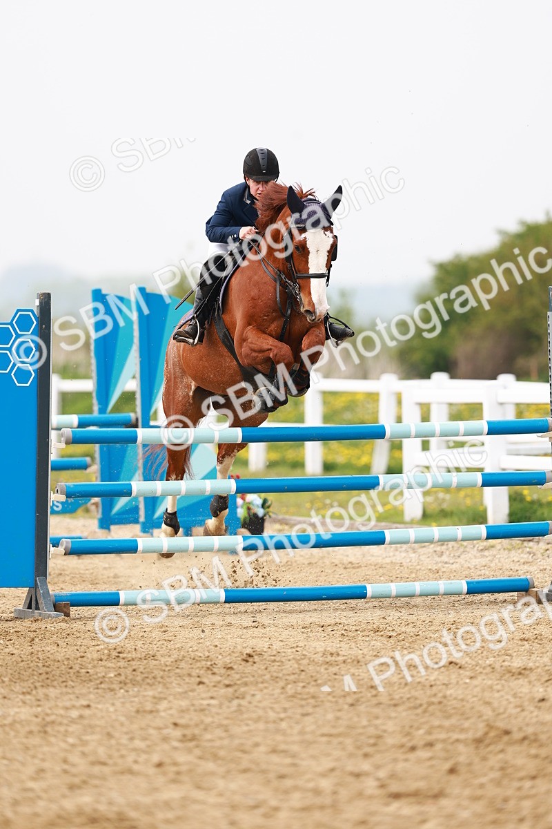  - Class 18 - Senior Newcomers - 1.10m