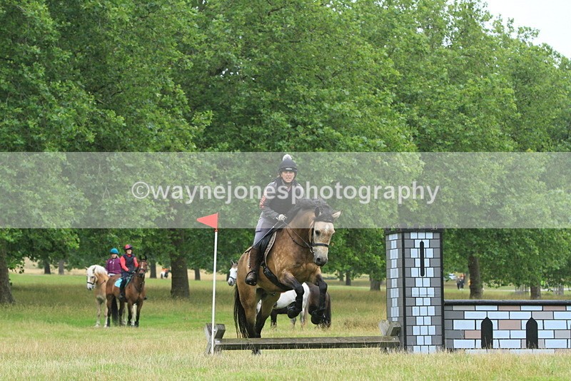 IMF_1598 - Time at Castle Jump 09:18 to 10:15