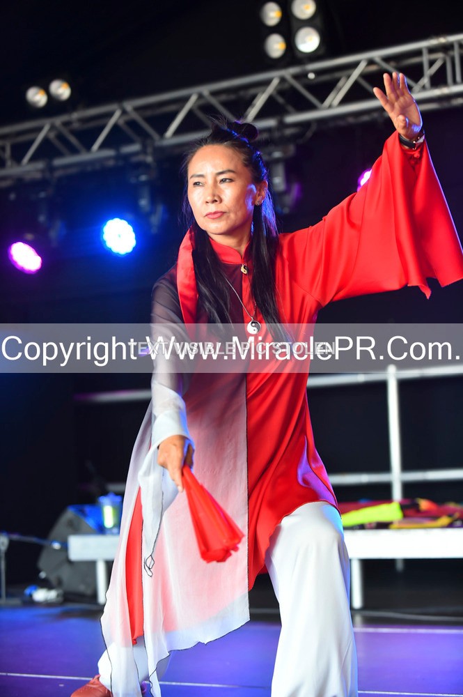 SH4_1651 - Tai Chi with Lisa Kay.