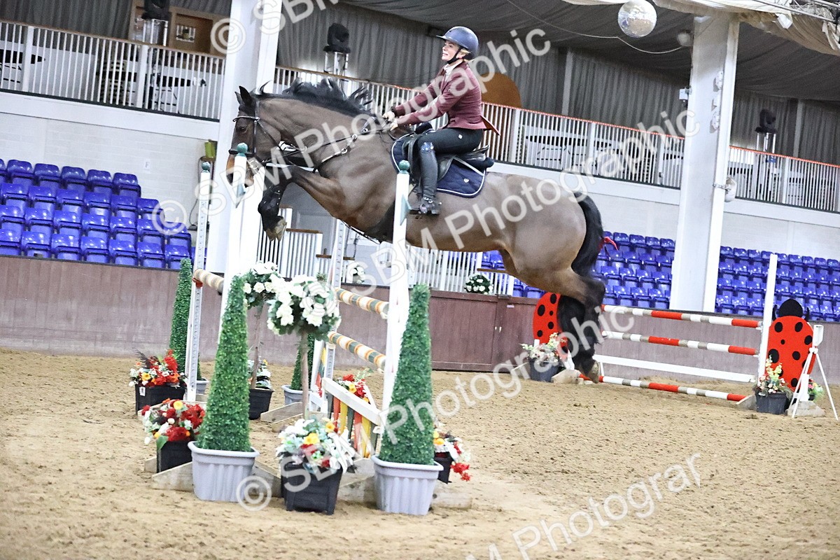 SBM_010216 - Class 25 - Equestrian Senior Foxhunter 1.20m