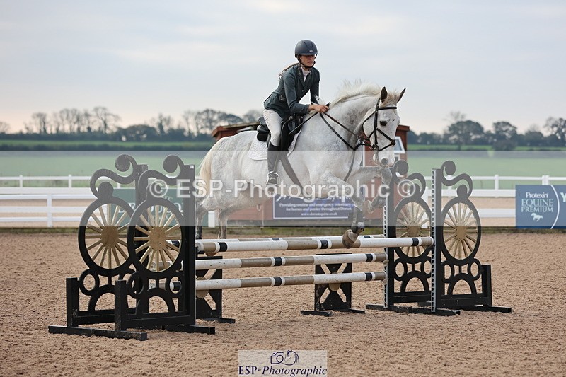 241101A-084002-00341 - FRI Cls 2 British Novice and 90cm Open