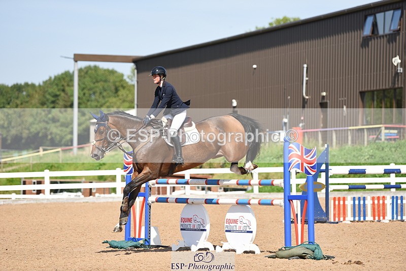 230906A-140130-00540 - Foxhunter & 1.20m Open