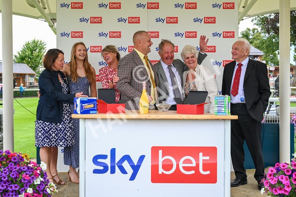 270724-Race 5-Theme Park-9835 - Race 5 4.35pm Sky Bet Prize Drop Handicap