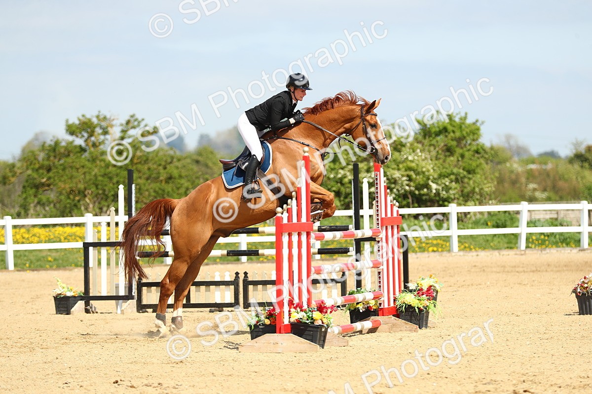 SBM_001355 - Class 5 - Senior Foxhunter 1.20m