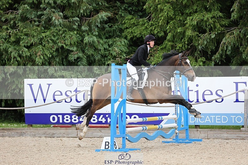 240615-155744-02129 - Cls 9&10 Club and Schools 70cm