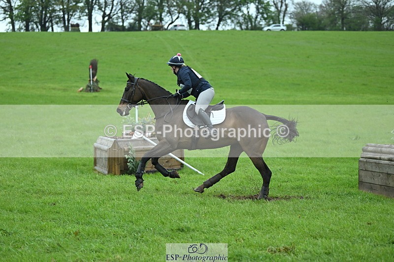 250419-102520-07950 - 451-Alexandra.Garner-LADY.VALTAS