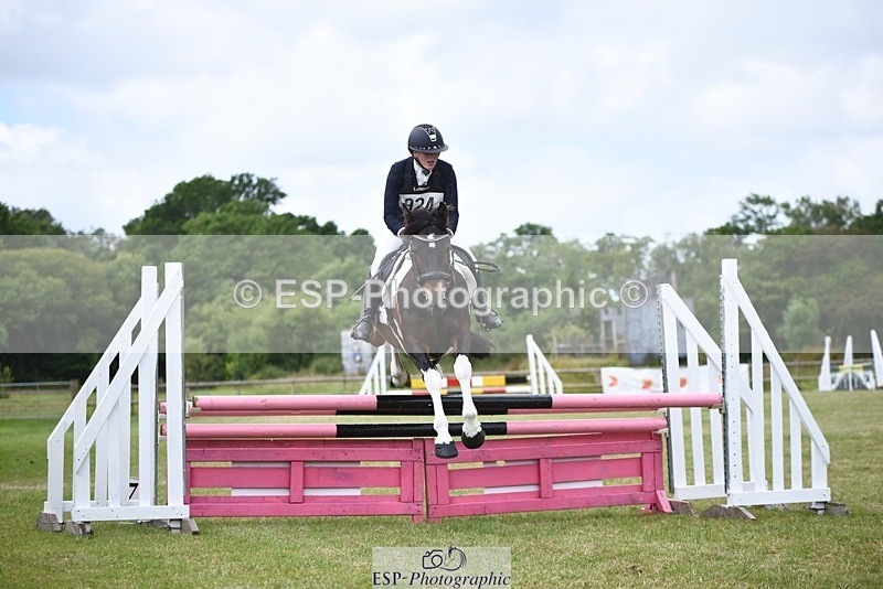 240630-120526-00624 - 924-Shona_White-Rosie