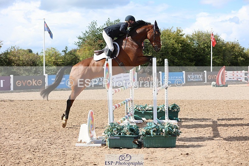250913-151353-07484 - Cls 26 1.10m Amateur Quali
