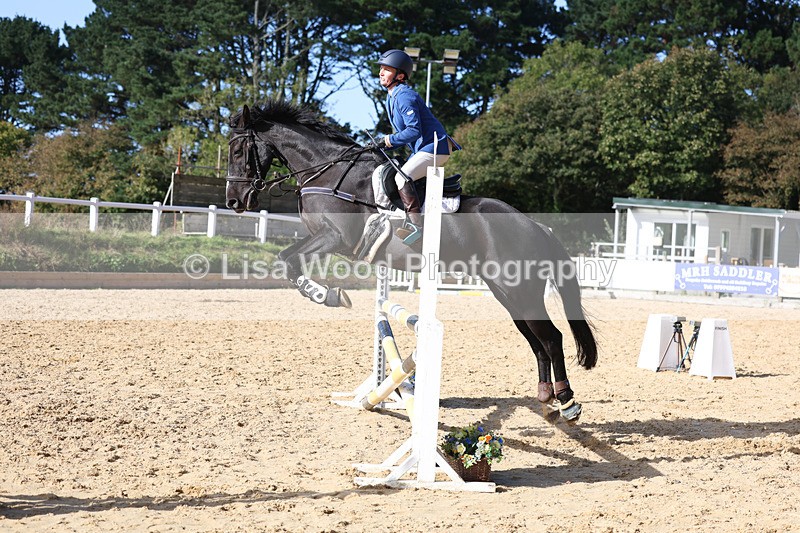 3E7A5581 - Class 10: 90cm open