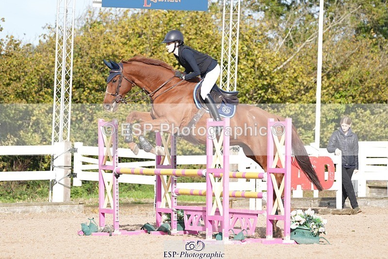 251005-103206-02571 - Cls 22 British Novice and 90cm