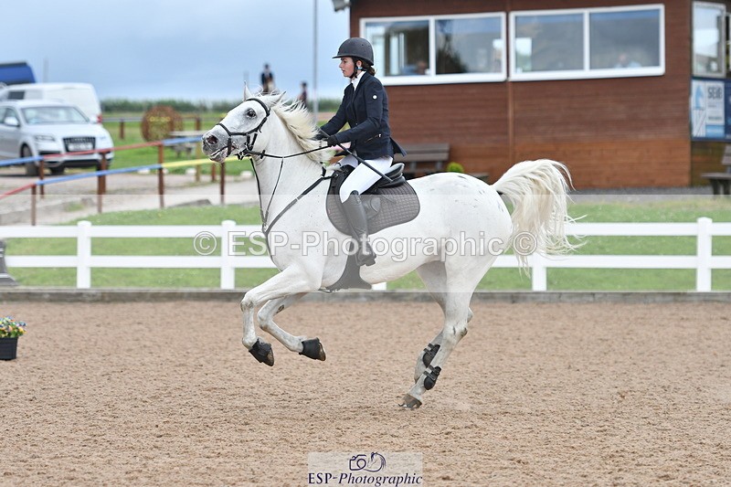 240727A-161036-06603 - Cls 24 1.05m Amateur Qualifier