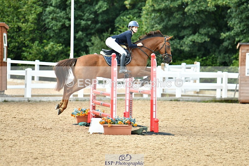 230813A-110815-11647 - Cls 40 A&B Senior Discovery & 1m Open