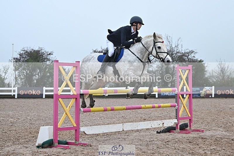 251115-123538-01006 - Cls 10 Pony Foxhunter and 1.10m Open