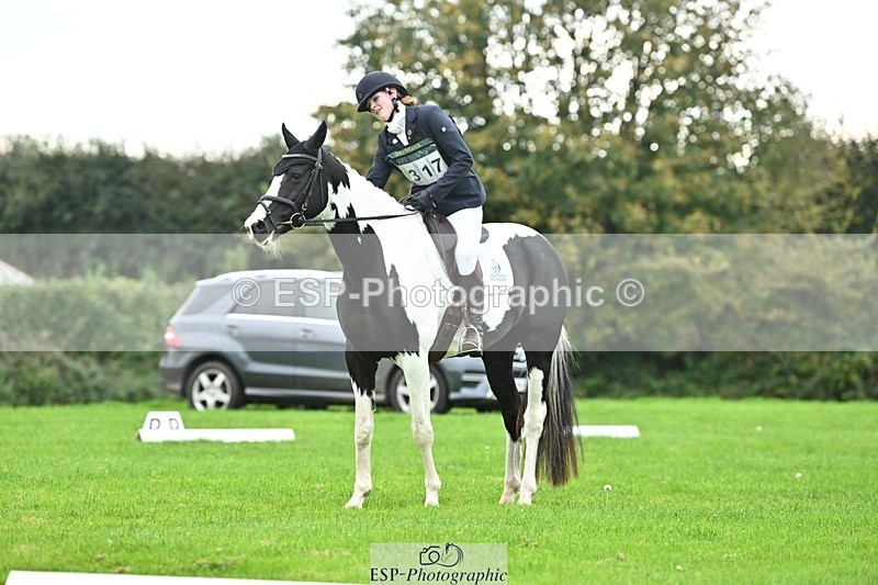 241024-114238-02460 - 317-Maddy.Greenaway-SPECIAL.VAN.DE.SMEDENPOORT