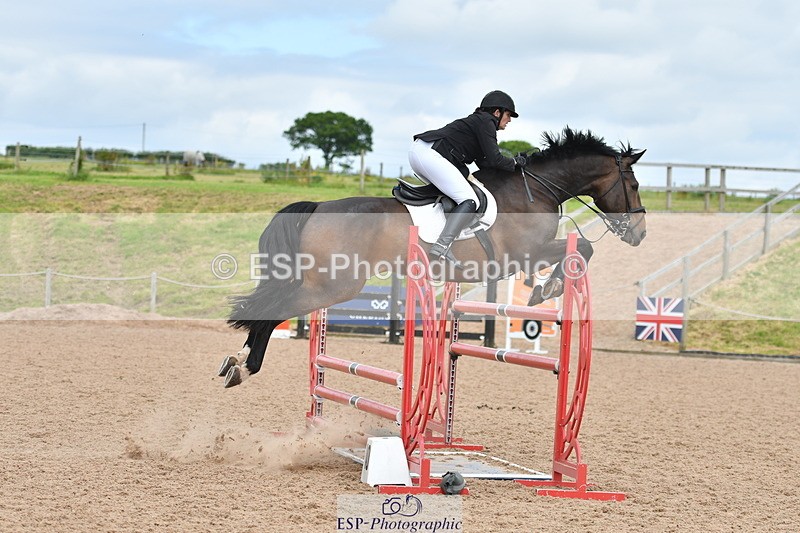 240609A-145052-06351 - Cls 19 Snr Foxhunter and 1.20m Open