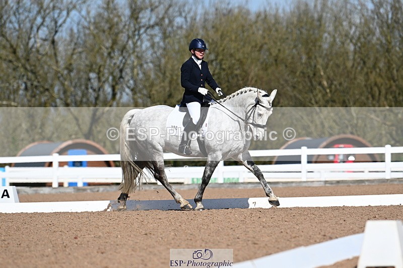 240323A-113045-02650 - DR Novice 24