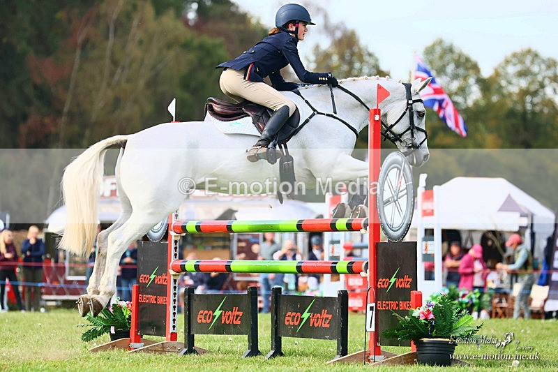 SJ 041026 1510a - Equestrian