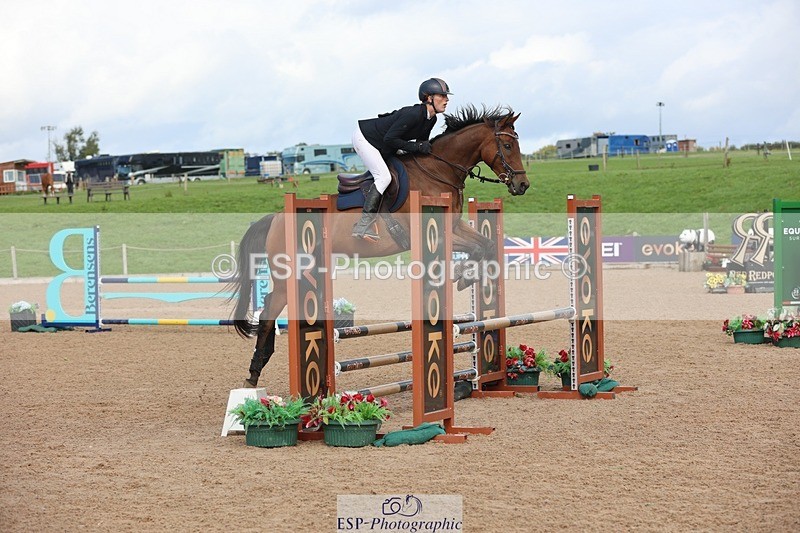 250911-142950-02456 - Cls 5 Chard Snr 90cm Speed Derby