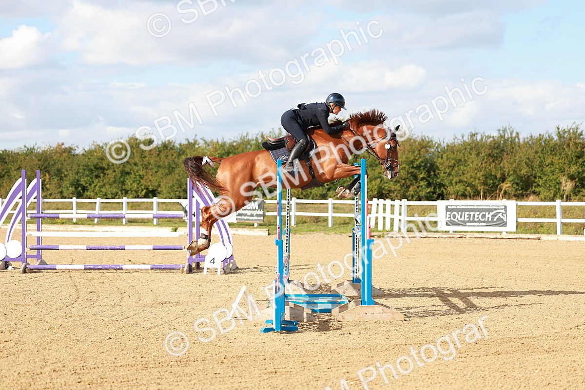 SBM_001876 - Class 5 - Senior Foxhunter - 1.20m