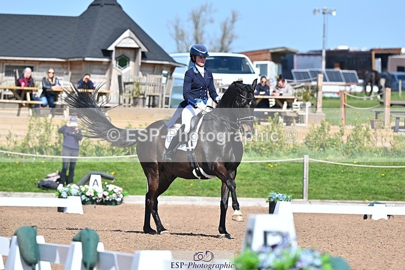 250405-122947-10663 - 174-Sarah.Khairallah-Ilowette