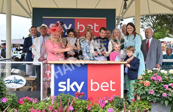 210825-024 Royal Fixation - Race 1 1.50pm Sky Bet Lowther Stakes