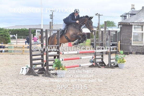 BPP_1915 - SAT CLASS 10 Senior British Novice/ 90cm Open