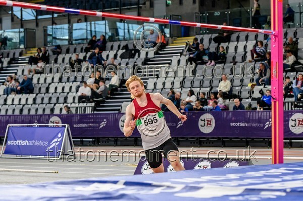 SeniorInd25-919288 - Field Male