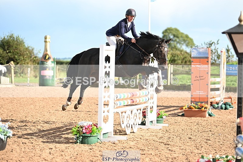 240912A-165324-02426 - Cls 7 Snr 90cm Open Speed Derby