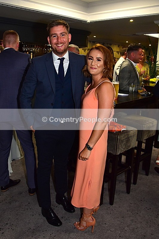 CON-752 - Toni & Liam