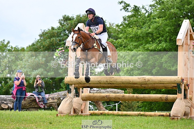 250524A-160828-14965 - C-257-Mark.Davidson-NO.LIMITS.DAMERLOO