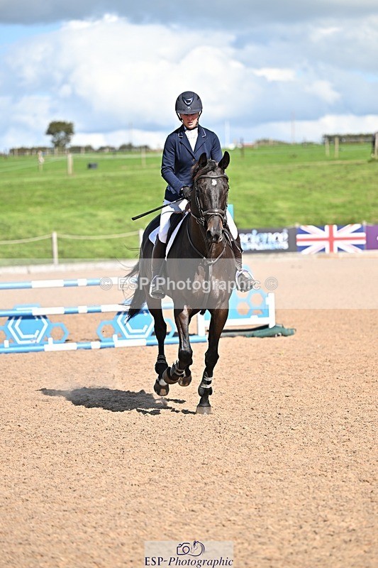250924-140715-00532 - Cls 6 Foxhunter and 1.20m Open