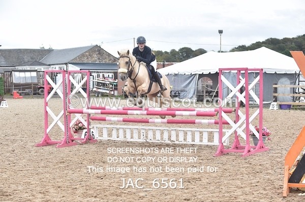 JAC_6561 - CLASS 15 SUN Pony Discovery / 90cm Open