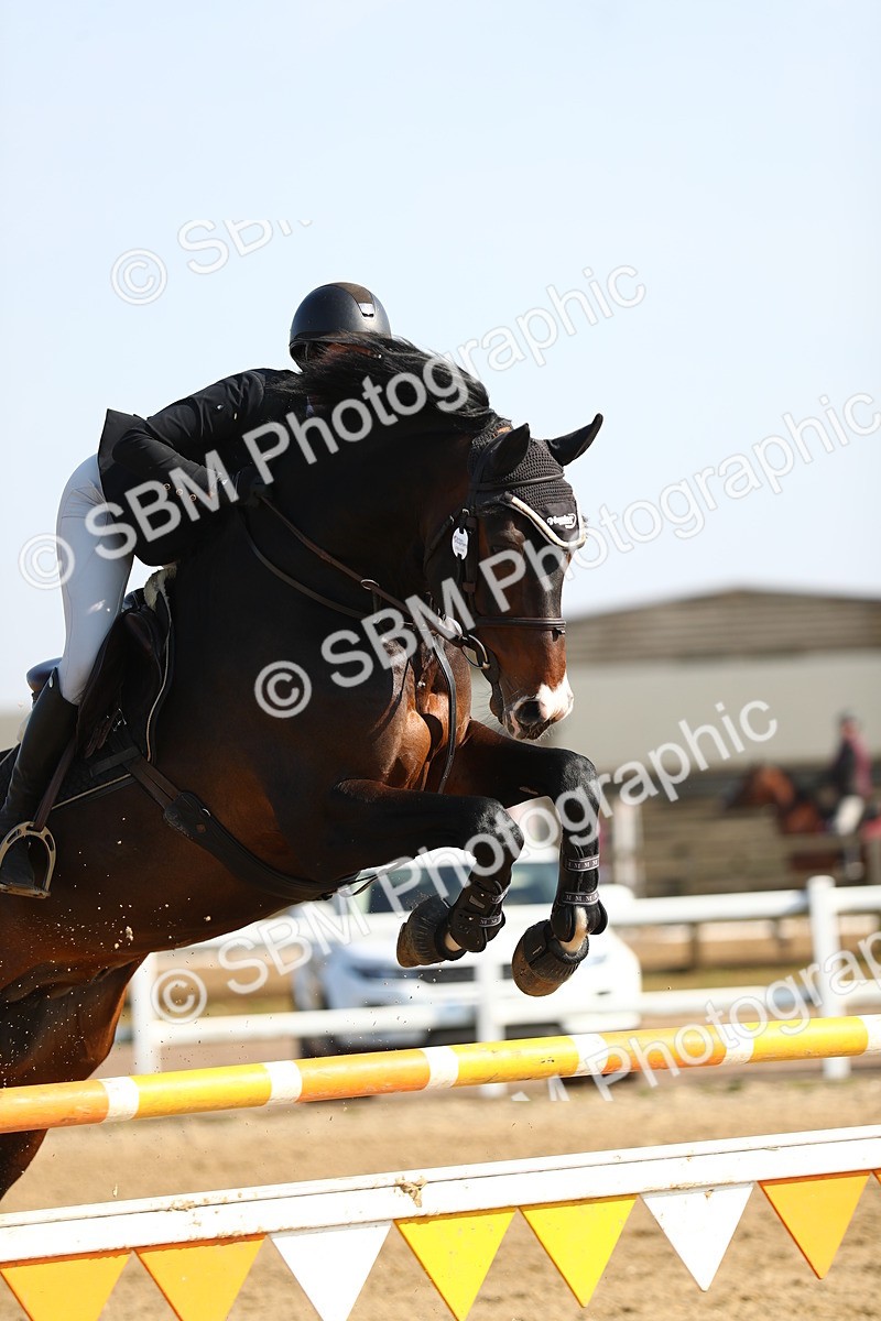 SBM_001387 - Class 5 - Senior Foxhunter - 1.20m