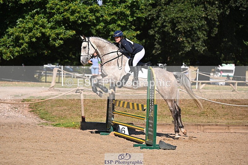 250802A-094108-00202 - A-006-Sarah.Morrison-QUALITY.STEP.ON