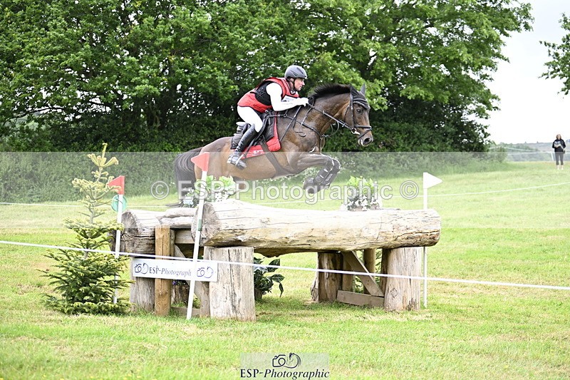 250524A-131850-10348 - B-373-Ben.Lee.Liles-FINCH.FANCY