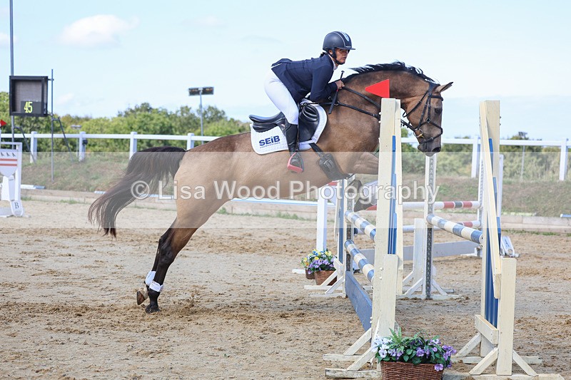 3E7A0757 - Class 4: Senior British Novice/90cm open