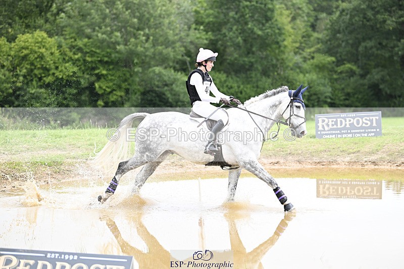 240804-130834-13940 - 457-Lydia_Stuart-SAUNDERSCOURT_FURISTOS