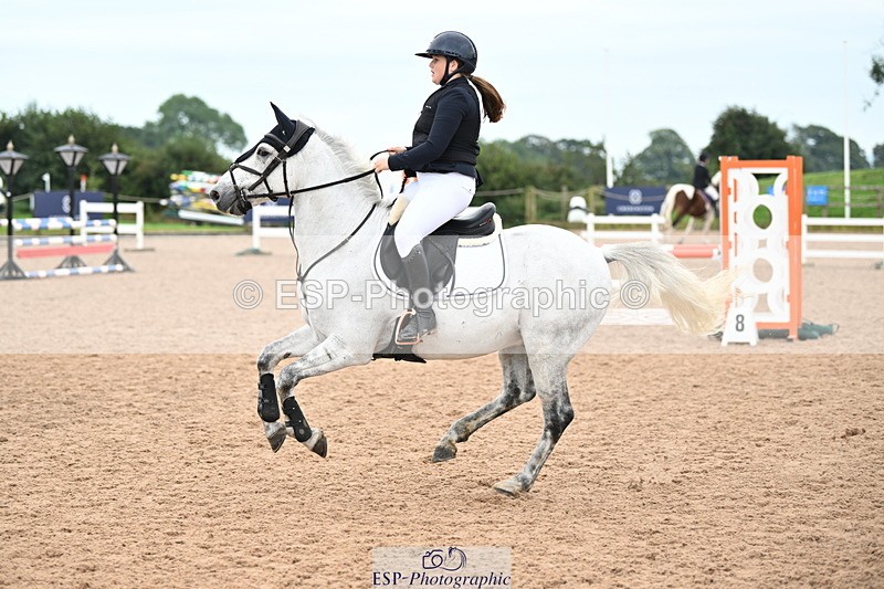 240907A-130220-01831 - Cls 3 Pony Medium Team 80cm & 90cm