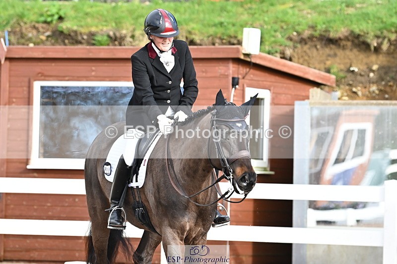 240218A-142800-08106 - 214-maria.griffin-Satin.6